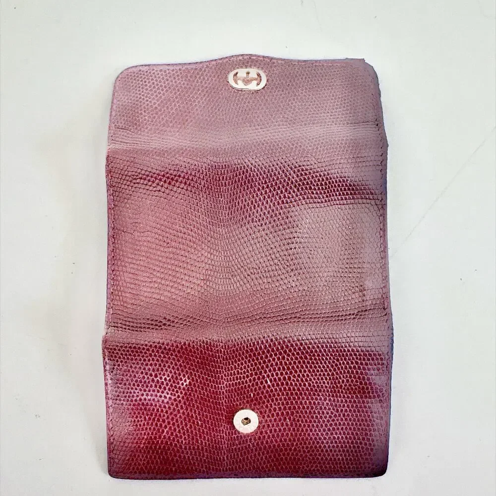 VINTAGE GUCCI BURGUNDY LIZARD EMBOSSED LEATHER KEY CASE